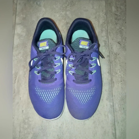 Nike Free Run Purple Running/ Training sneakers 7Y/8.5 Women's Athleisure Rare - Picture 3 of 5